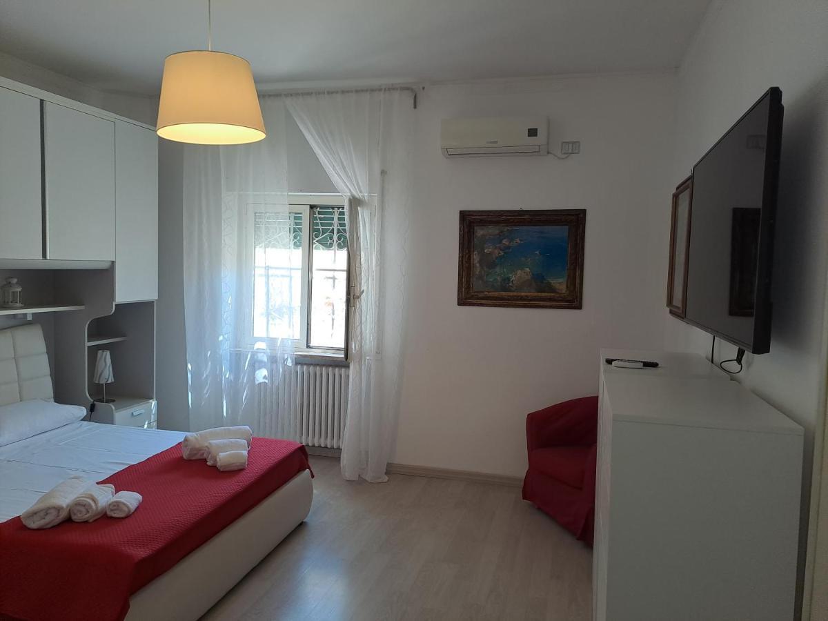 Apartamento Casa Momy Lecce Exterior foto