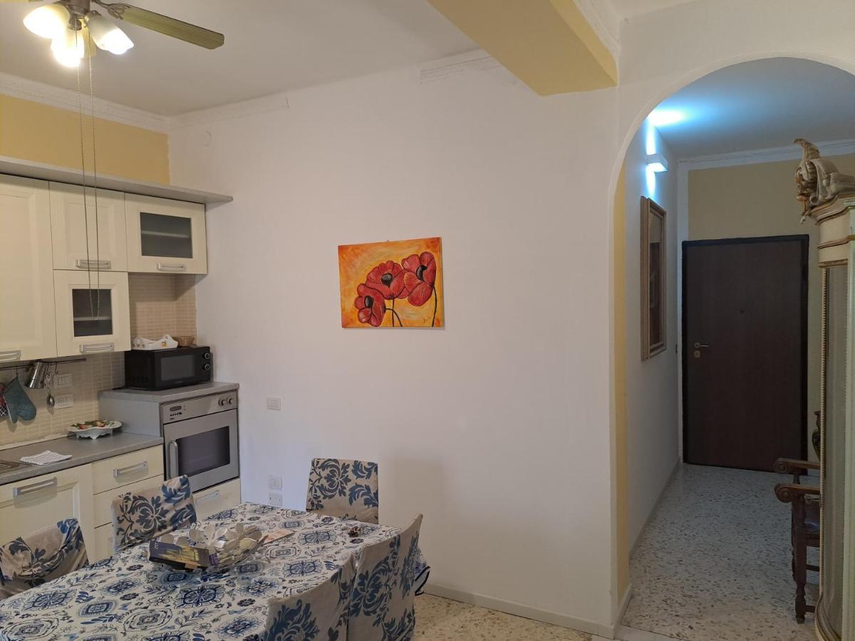 Apartamento Casa Momy Lecce Exterior foto